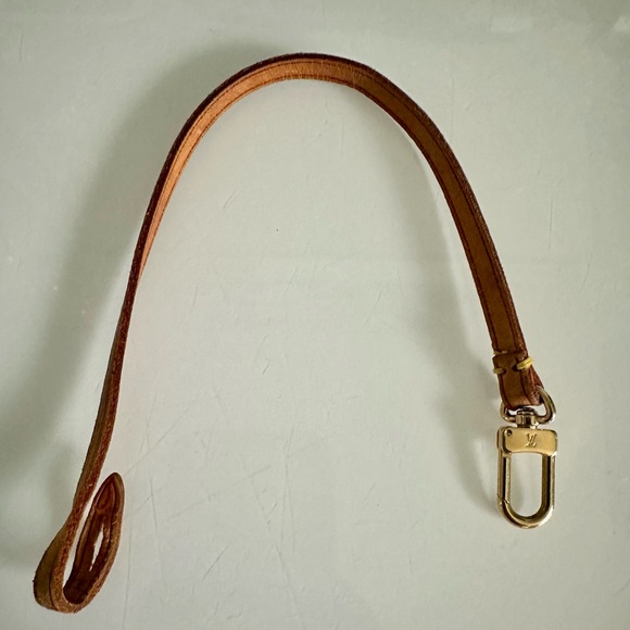 Louis Vuitton Pouchette - Picture 7 of 11